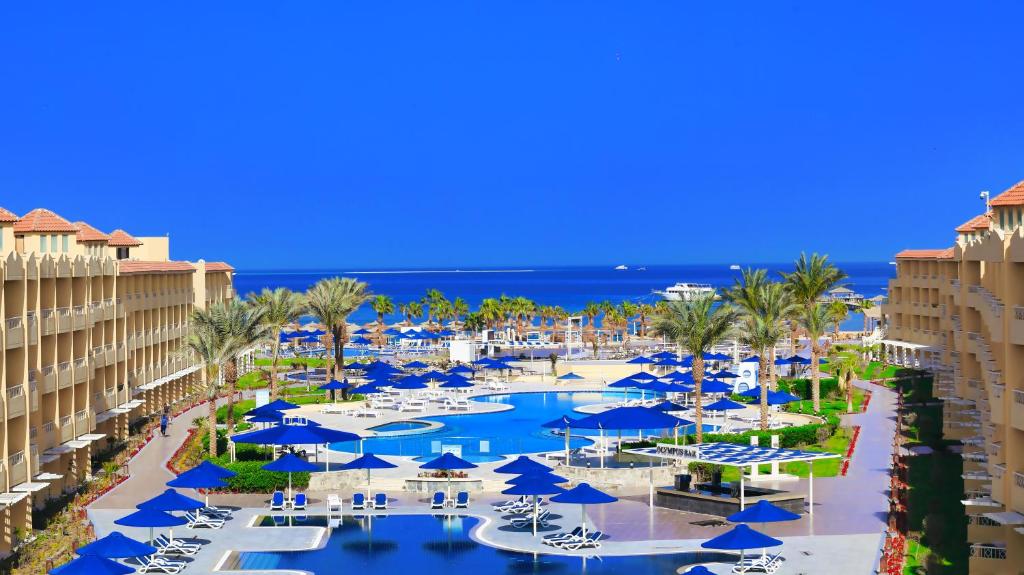 Amwag Beach Club Abu Soma