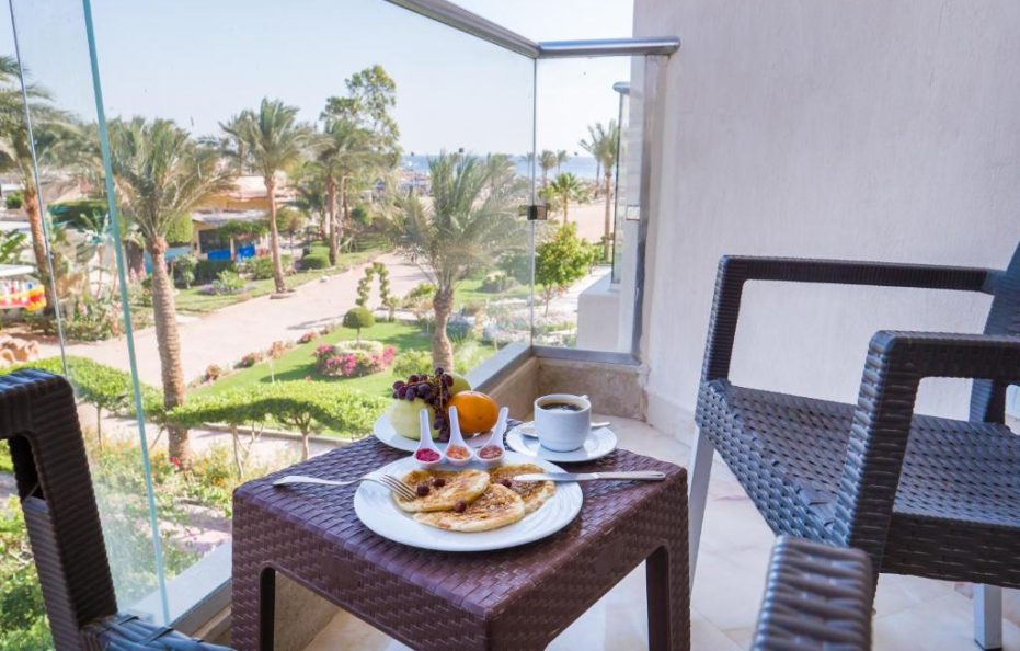 Seagull Beach Resort – Families and Couples Only