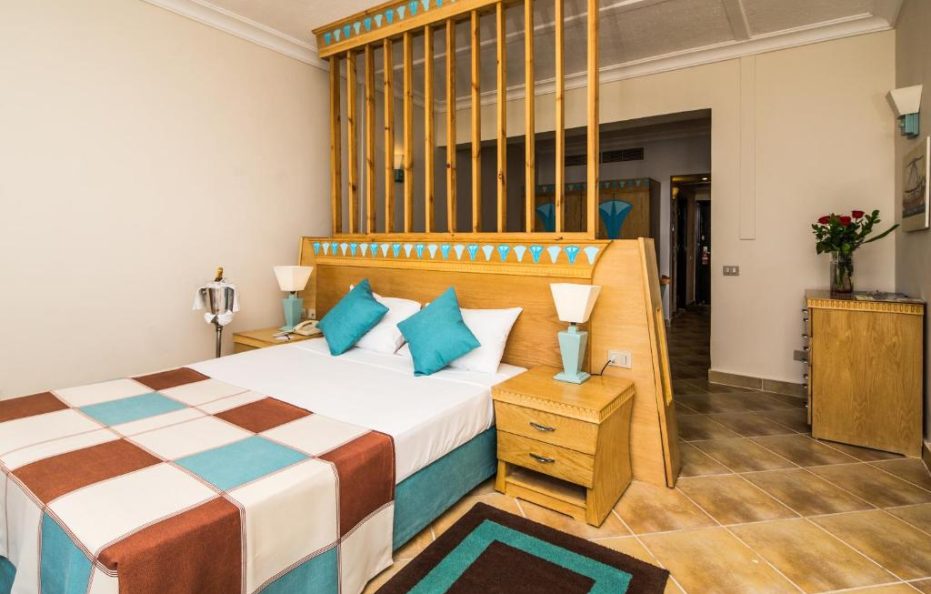 Seagull Beach Resort – Families and Couples Only