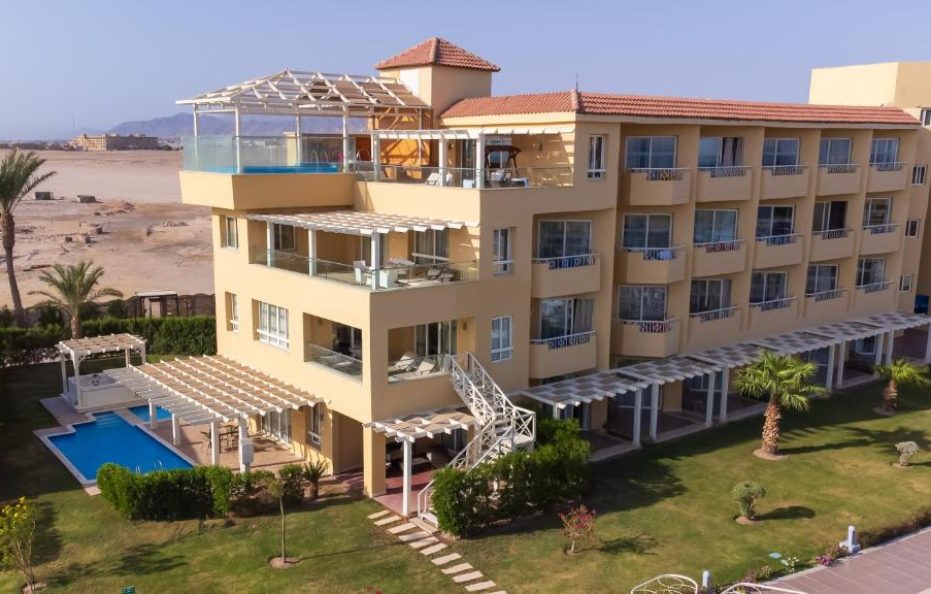 Amwag Beach Club Abu Soma