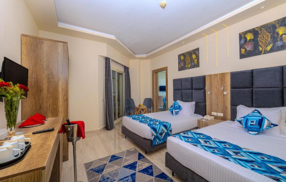 Seagull Beach Resort – Families and Couples Only