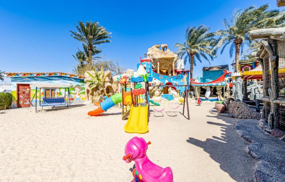 Seagull Beach Resort – Families and Couples Only