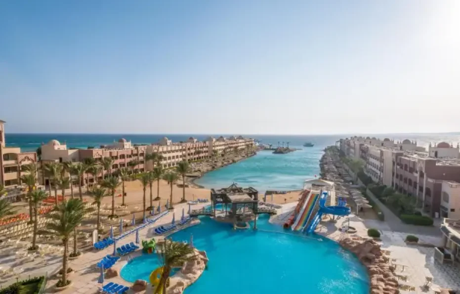 Sunny Days El Palacio Resort & Spa