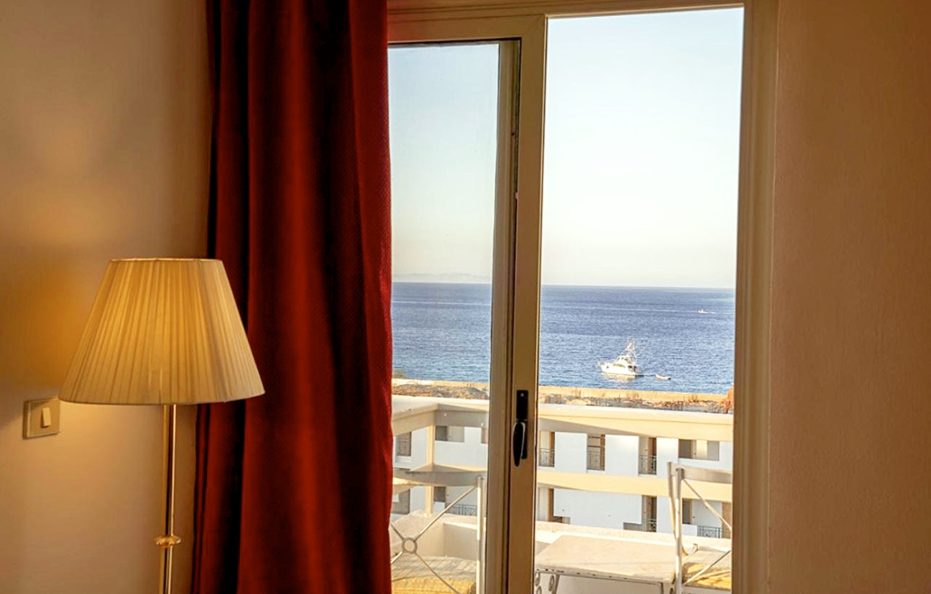 Dexon Roma Down Town Hotel