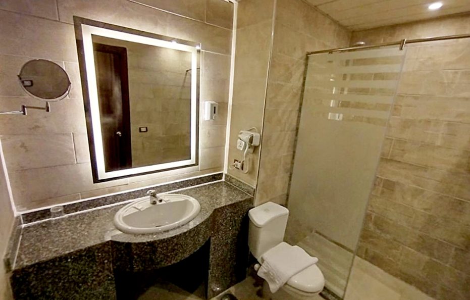 Dexon Roma Down Town Hotel