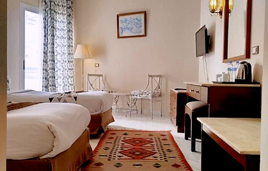 Dexon Roma Down Town Hotel