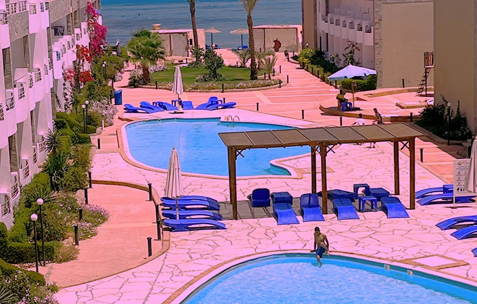 Cecelia Beach Resort